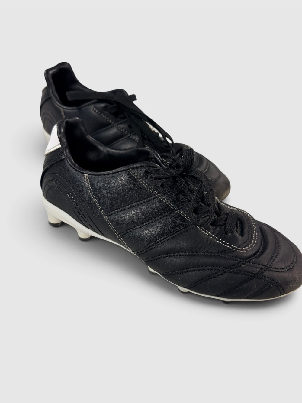 Vizari Classico Junior Soccer Cleats Youth 4.5 Black FG Molded